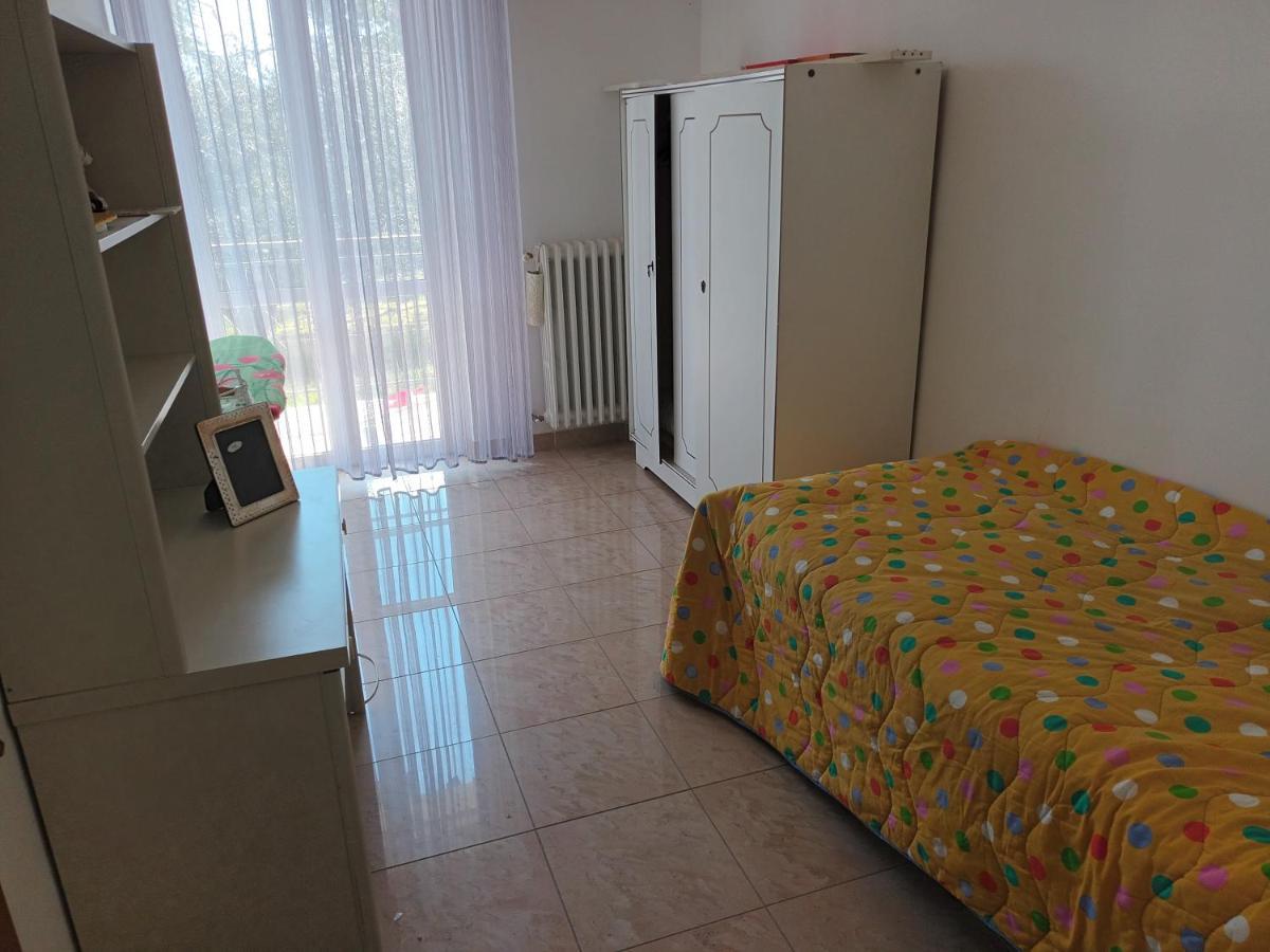 La Casa Degli Ippocastani Apartment Colonnella Exterior foto